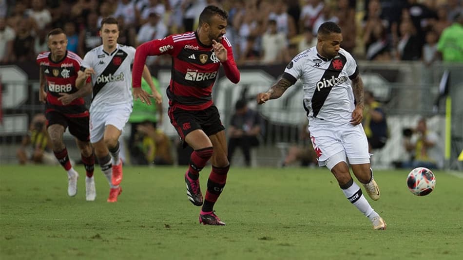 ATUAÇÕES: Capasso vai do céu ao inferno e ataque decepciona em eliminação do Vasco