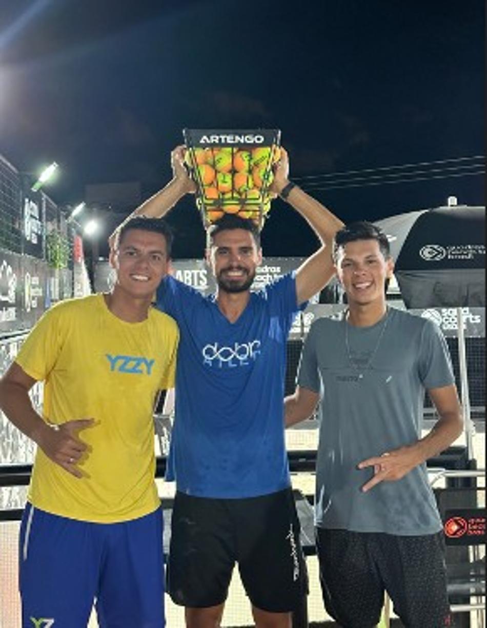 Augusto e Gustavo Russo são destaques em torneio internacional de Beach Tennis em Alphaville