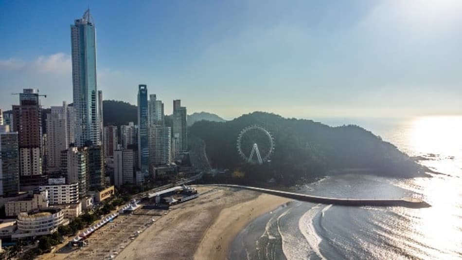 Balneário Camboriú recebe etapa do Circuito Mundial de Beach em abril