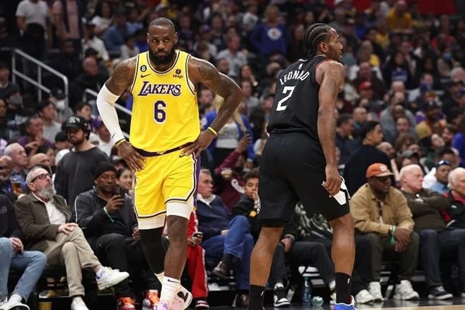 Kawhi Leonard lidera e Clippers vence Lakers em confronto direto aos playoffs