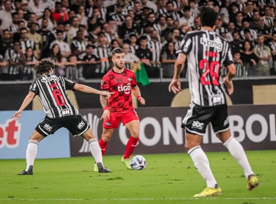 Tito Villalba consolida grande fase em vitória sobre o Atlético-MG