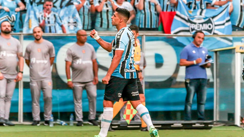 VÍDEO: Veja o gol de Suárez contra o Caxias que deu o hexacampeonato do Gauchão ao Grêmio
