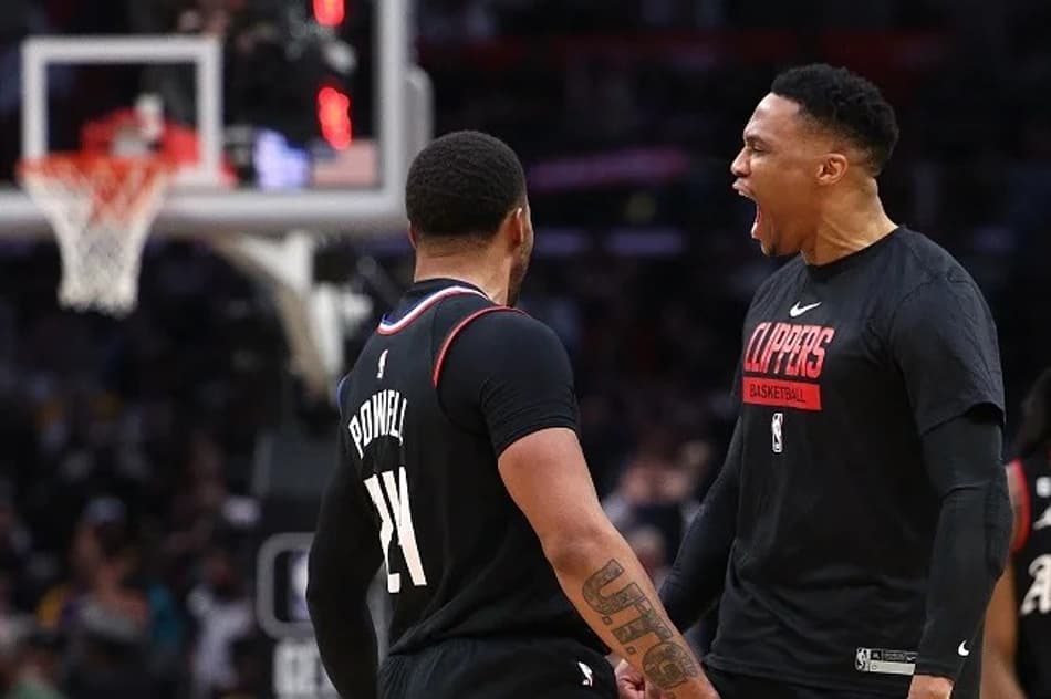 Clippers derrota Blazers de virada e encaminha vaga nos playoffs