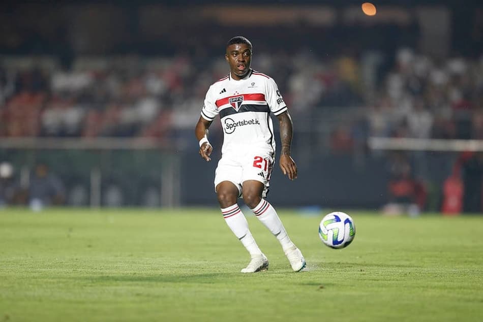 Jhegson Méndez reconhece erros em empate do São Paulo e projeta estreia no Campeonato Brasileiro