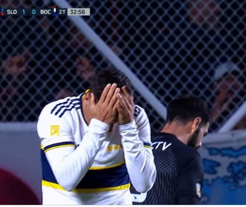 Ex-Palmeiras, Merentiel perde gol impressionante pelo Boca; assista