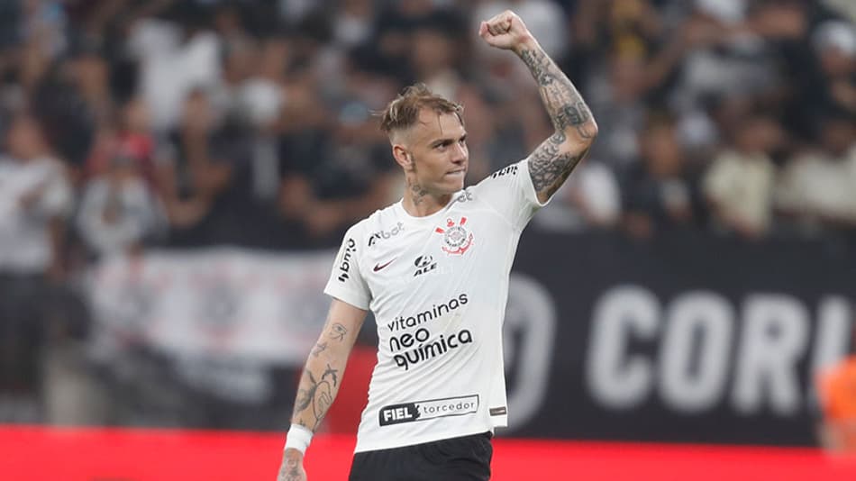 Róger Guedes cita técnicos europeus para defender trabalho de Lázaro no Corinthians