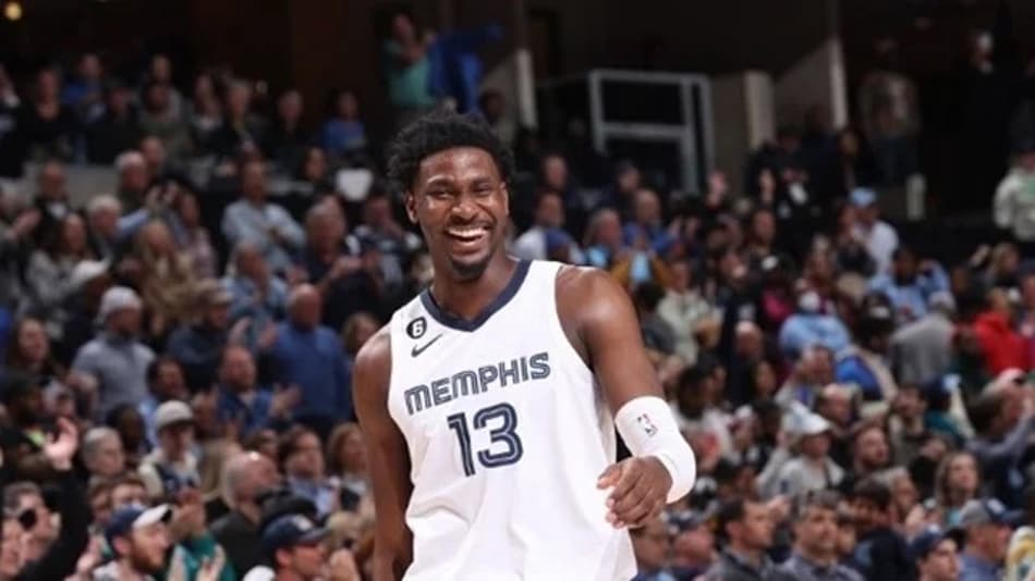 Jaren Jackson Jr. é eleito defensor do ano na NBA