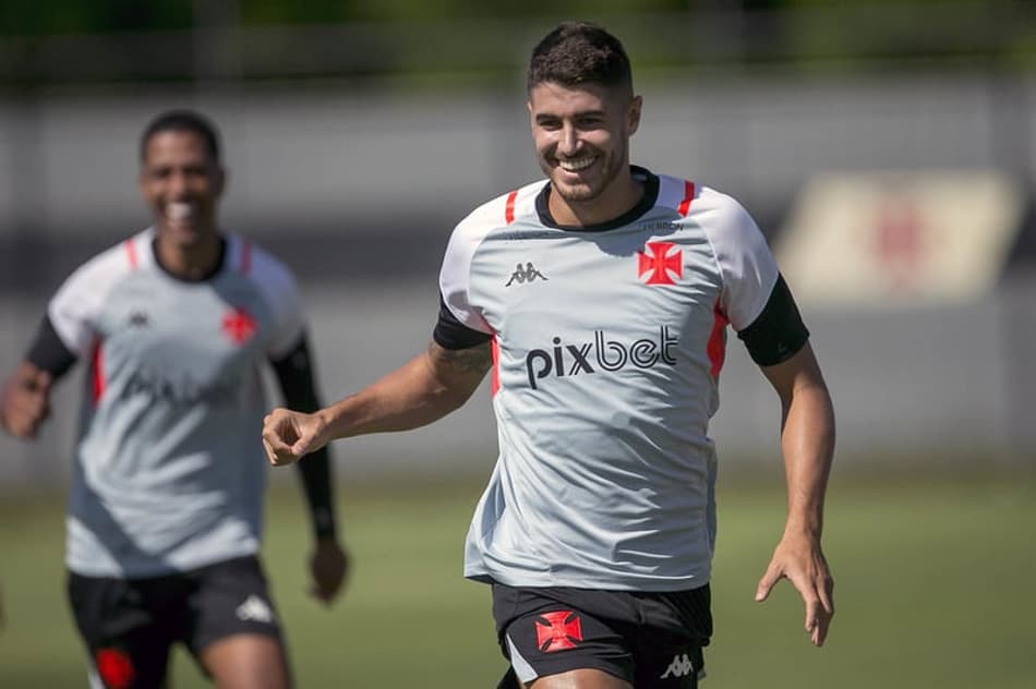 Sem os reforços, Vasco divulga lista de relacionados para duelo com o Palmeiras pelo Brasileirão