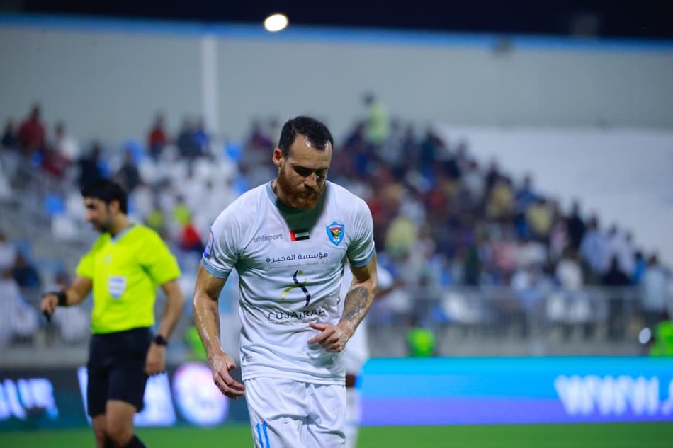 Fuga do rebaixamento nos Emirados Árabes é comemorada por ex-Cruzeiro