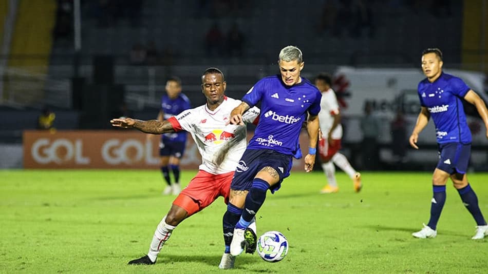 VÍDEO: veja os melhores momentos da vitória do Cruzeiro sobre o RB Bragantino pelo Brasileiro