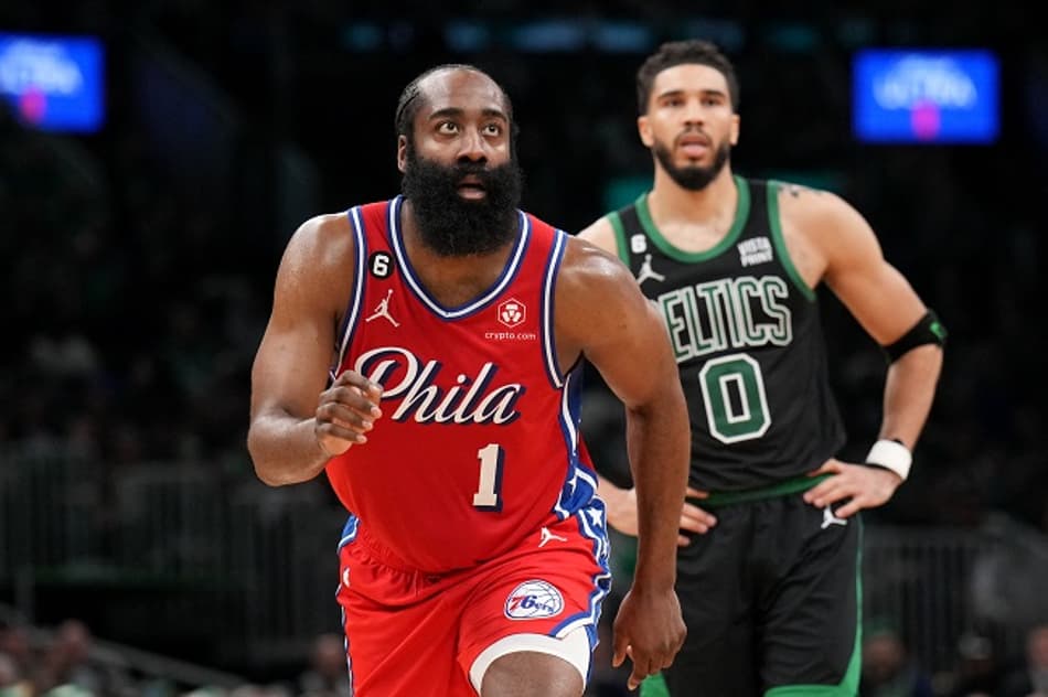 James Harden doutrina, faz 45 pontos e 76ers vence Celtics na abertura da série