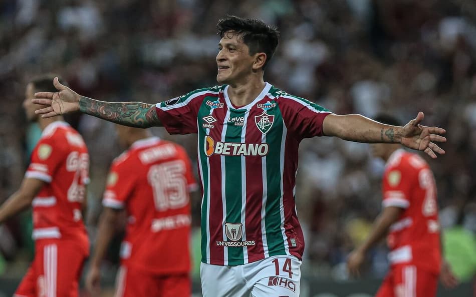 Apenas três times brasileiros lideram suas chaves