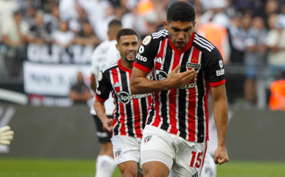 Mais um! Michel Araujo marca, mas endossa queixas do São Paulo contra juiz após empate em clássico em Itaquera