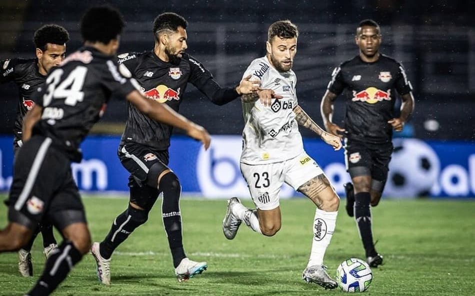 VÍDEO: Os melhores lances da vitória do Bragantino sobre o Santos pelo Brasileirão