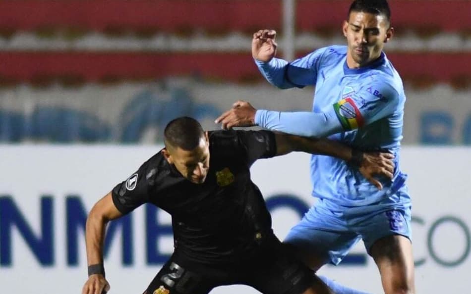 Libertadores: Com gol no último minuto, Bolívar derrota Barcelona de Guayaquil