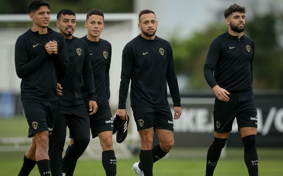 Corinthians treina pênaltis antes de confronto decisivo na Copa do Brasil; veja provável time