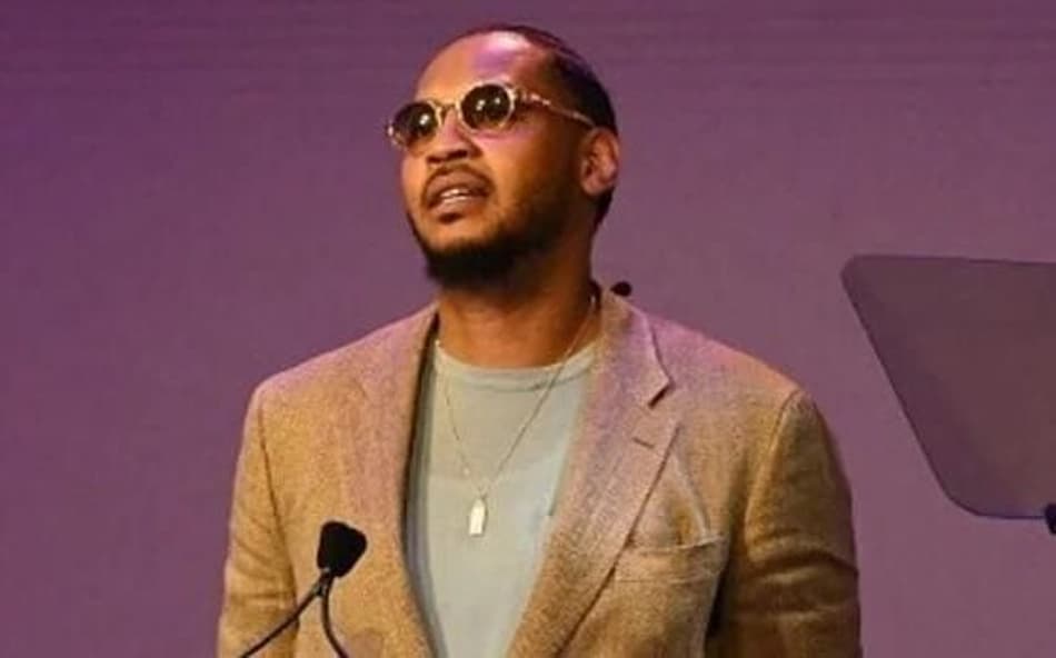 Aos 38 anos, Carmelo Anthony anuncia aposentadoria da NBA
