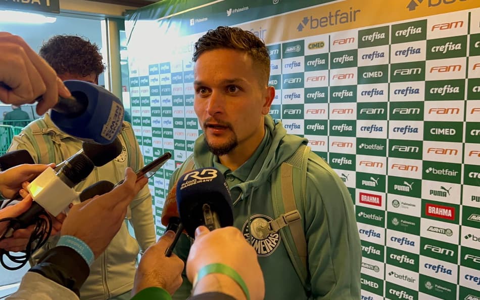 VÍDEO: Artur admite ‘ansiedade’ e fala sobre readaptação no Palmeiras