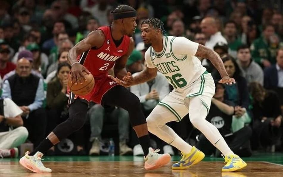 Jimmy Butler aconselha Celtics a usar mais Marcus Smart no ataque