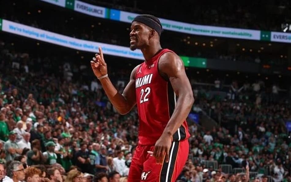 Jimmy Butler comanda, Heat bate Celtics e faz 2 a 0 fora de casa