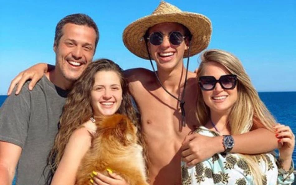 Filho de Júlio César e Susana Werner pede respeito após fim do casamento dos pais