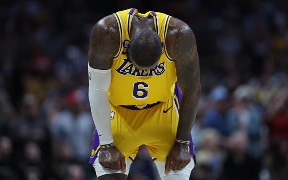 Arremessos de LeBron James podem causar eliminação ao Lakers