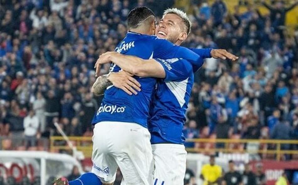 Colombiano: Millonarios e fica na liderança isolada