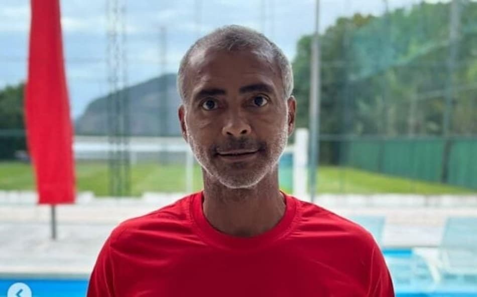 Romário inicia processo para disputar presidência de clube tradicional do Rio de Janeiro