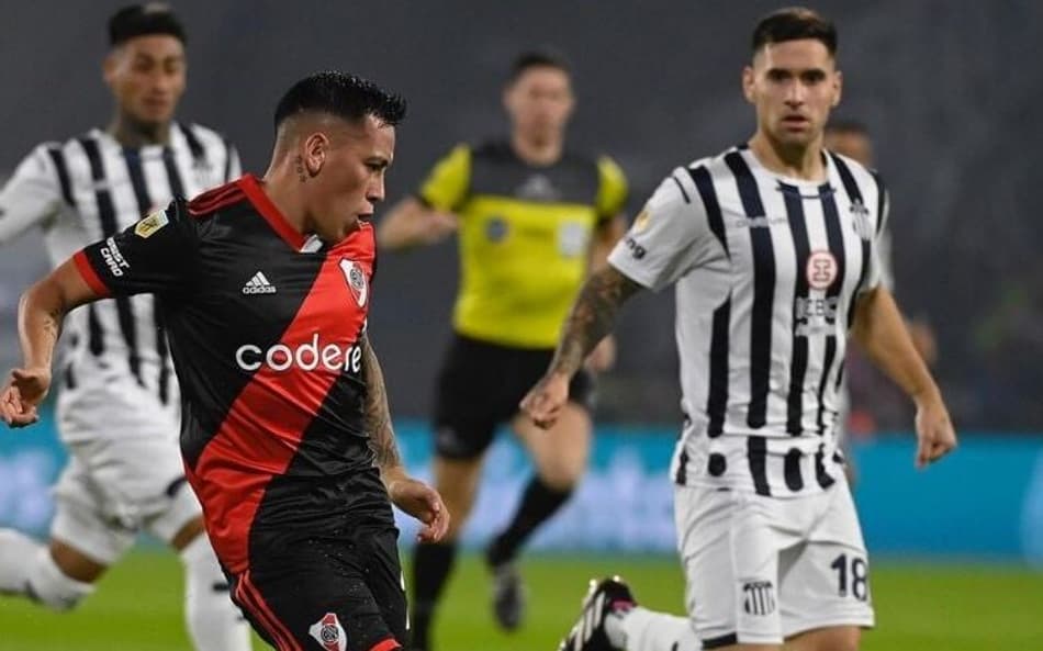 Campeonato Argentino: River Plate é derrotado; Boca Juniors vence e respira
