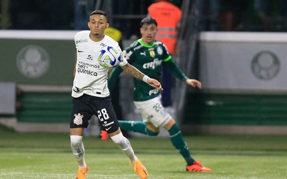Saiba os clubes que passaram mais rodadas como líder no Brasileirão de pontos corridos