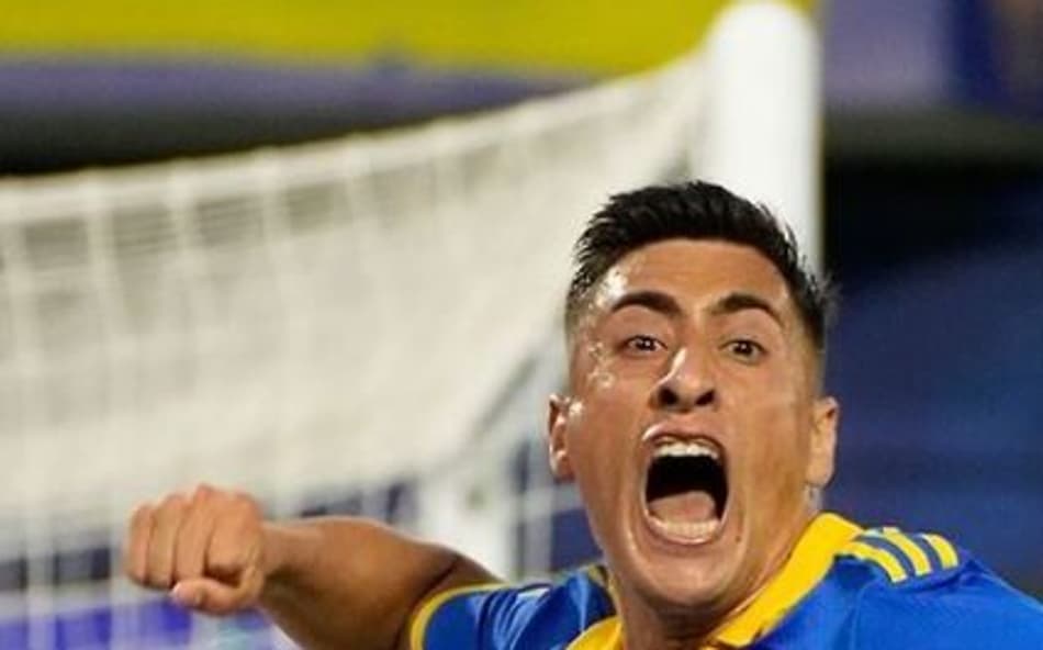 Merentiel anota mais um gol decisivo no Boca Juniors; assista