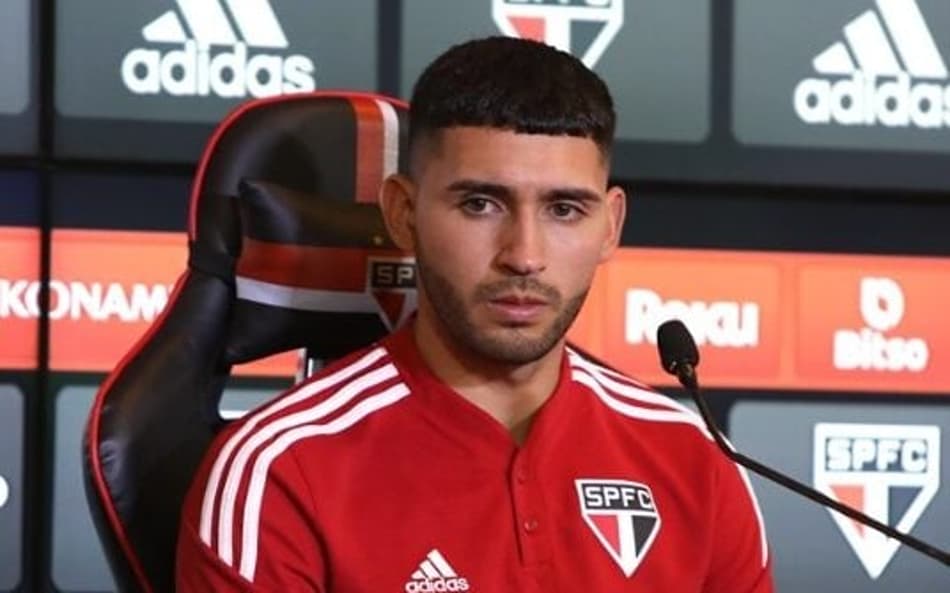 Ex-São Paulo, Nahuel Bustos pode parar em grande liga europeia