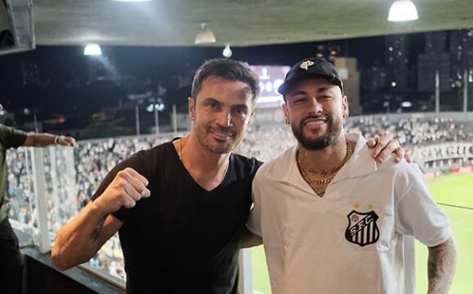 Santos atinge marca histórica em rede social e alcança top 10 mundial