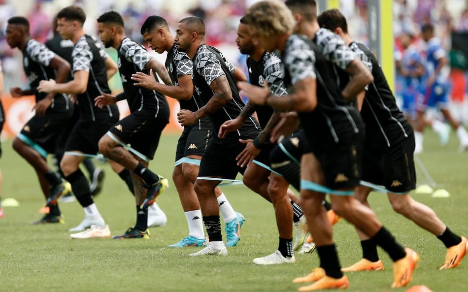 ANÁLISE: Nova derrota do Vasco evidencia mais fraquezas do elenco; equipe precisa de mudanças radicais