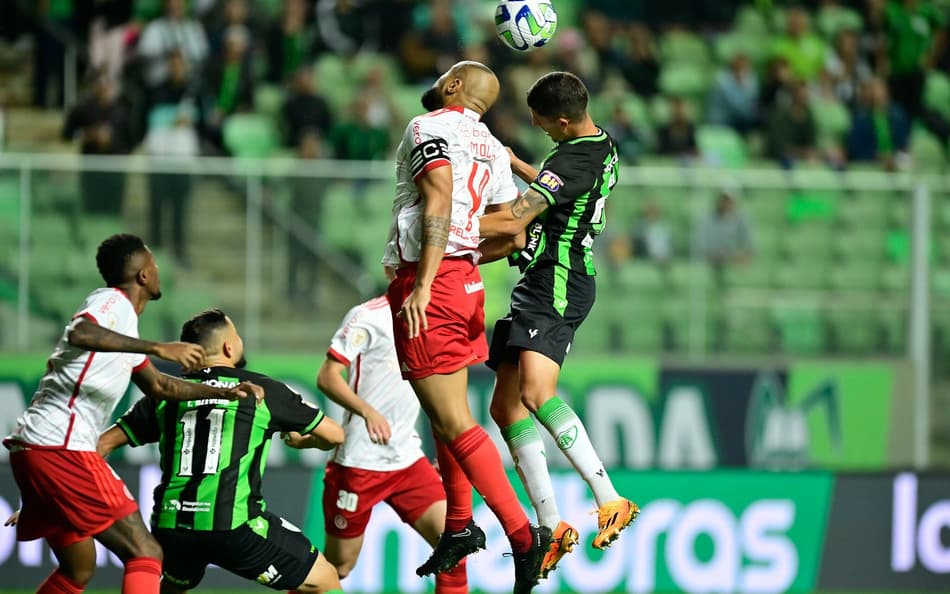 VÍDEO: veja os melhores momentos do jogo América-MG e Internacional pelo Brasileiro