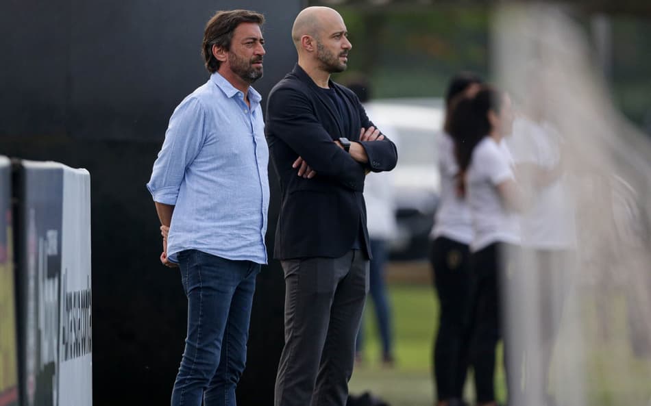 Alessandro detalha prioridades do Corinthians no mercado e quer ‘elenco intacto’ ao final da janela