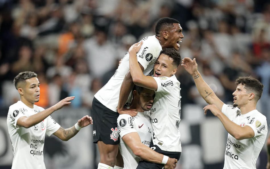 Quais times da Libertadores chegam embalados para a Sul-Americana?
