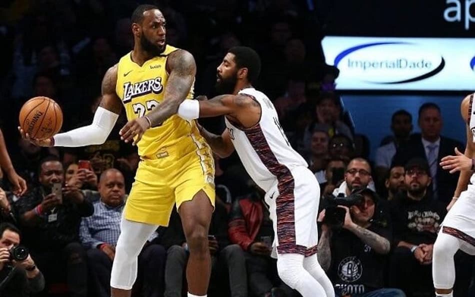 Se troca para Dallas não funcionar, Kyrie Irving e LeBron James poderiam ir para outro time?