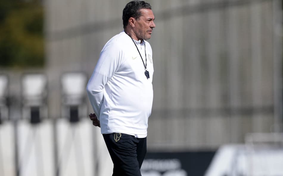 Luxemburgo quer afastar 'fantasma' no Corinthians e embalar sequência inédita como visitante