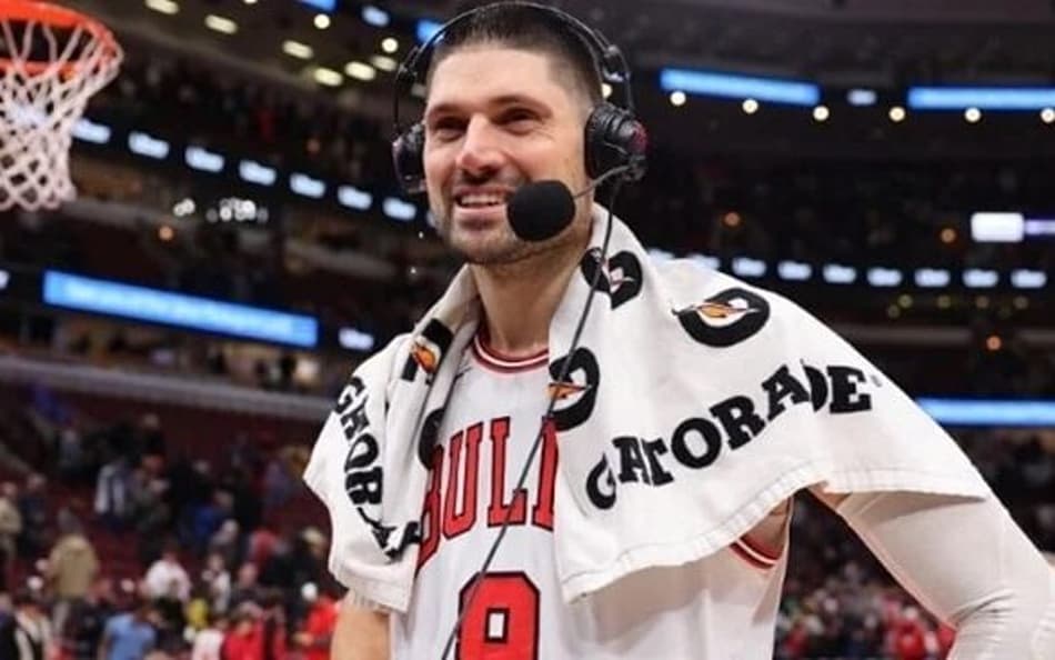 Bulls fecha extensão contratual com Nikola Vucevic