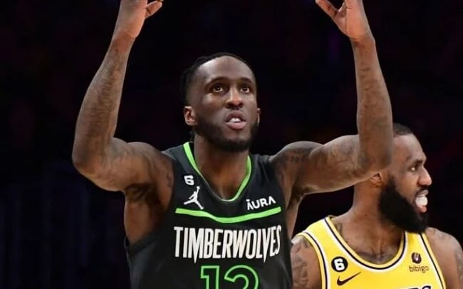 Lakers fecha contrato por Taurean Prince