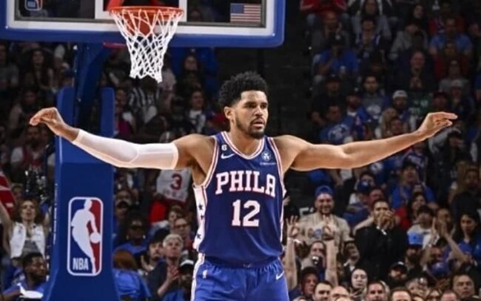 Tobias Harris: “Torcedor do Sixers me trocaria por um pacote de biscoito”