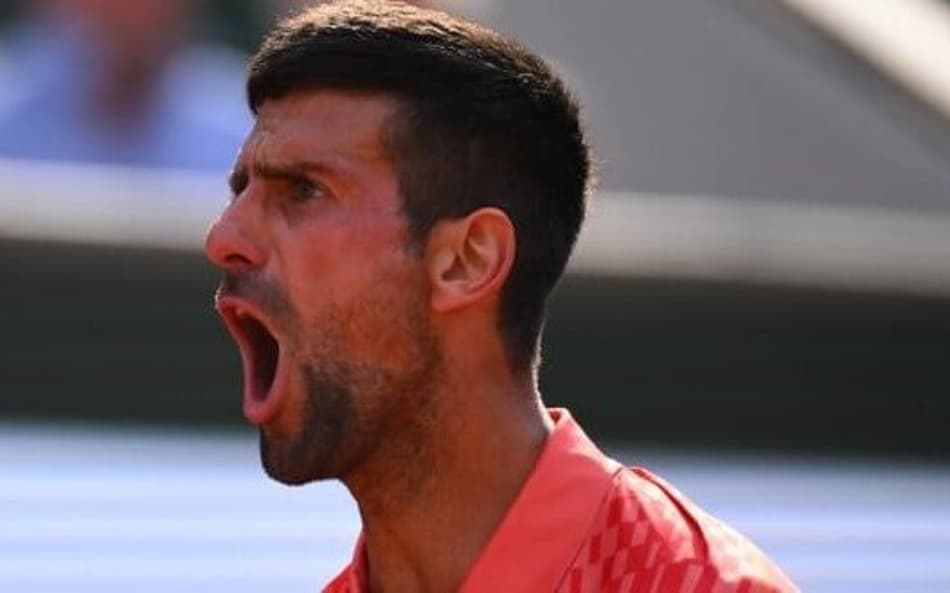 Djokovic é tricampeão de Roland Garros, passa Nadal e se torna o maior campeão de Grand Slams