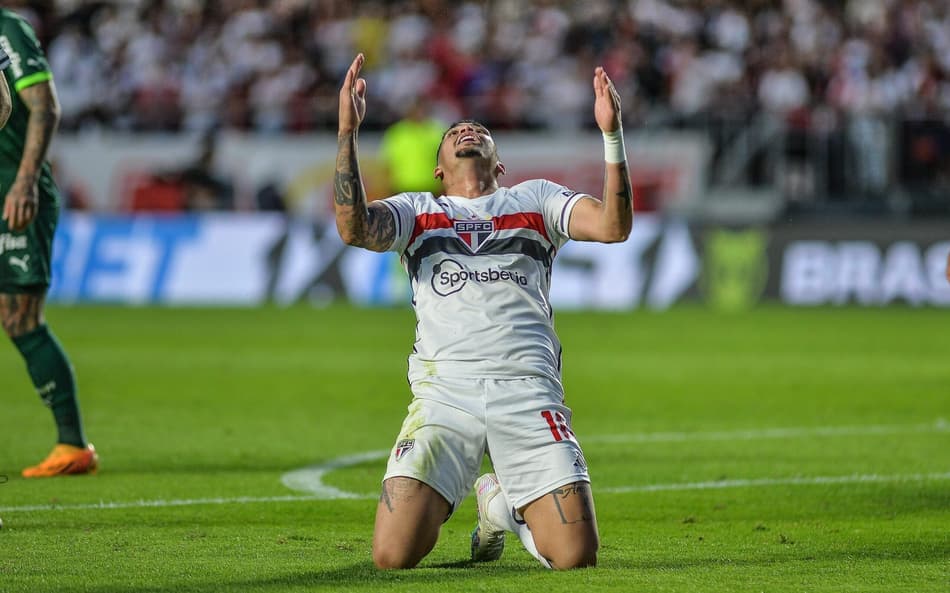 OPINIÃO: Falhas e derrotas escancaram a inferioridade do São Paulo diante dos melhores do país (entre eles o rival)