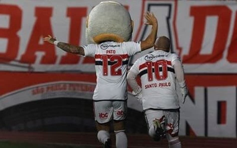 Pato explica comemoração em primeiro gol do São Paulo após retorno