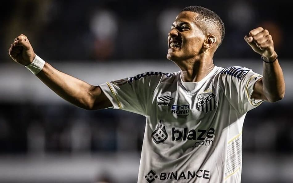 Ângelo no top-5 após negócio com o Chelsea! Saiba as maiores vendas do Santos