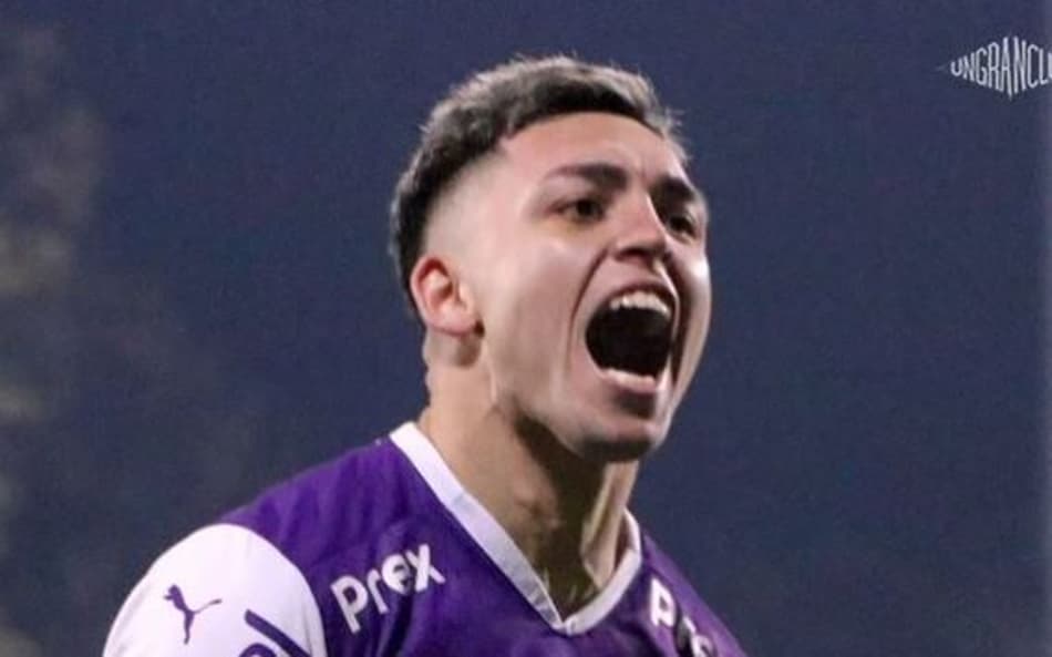 Campeonato Uruguaio: Defensor leva a melhor contra Danubio