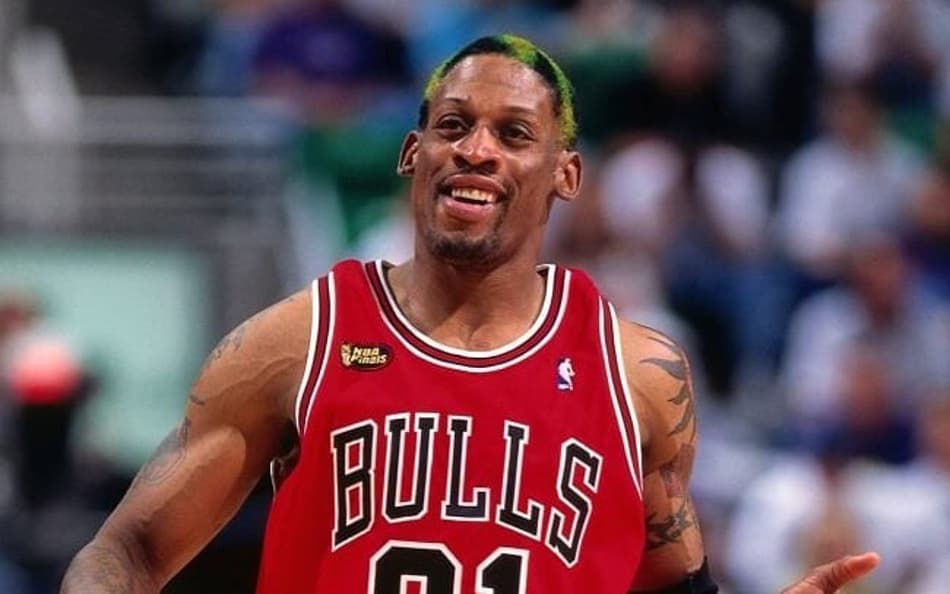 Conheça a carreira de Dennis Rodman, um dos líderes em rebotes de todos os tempos da NBA