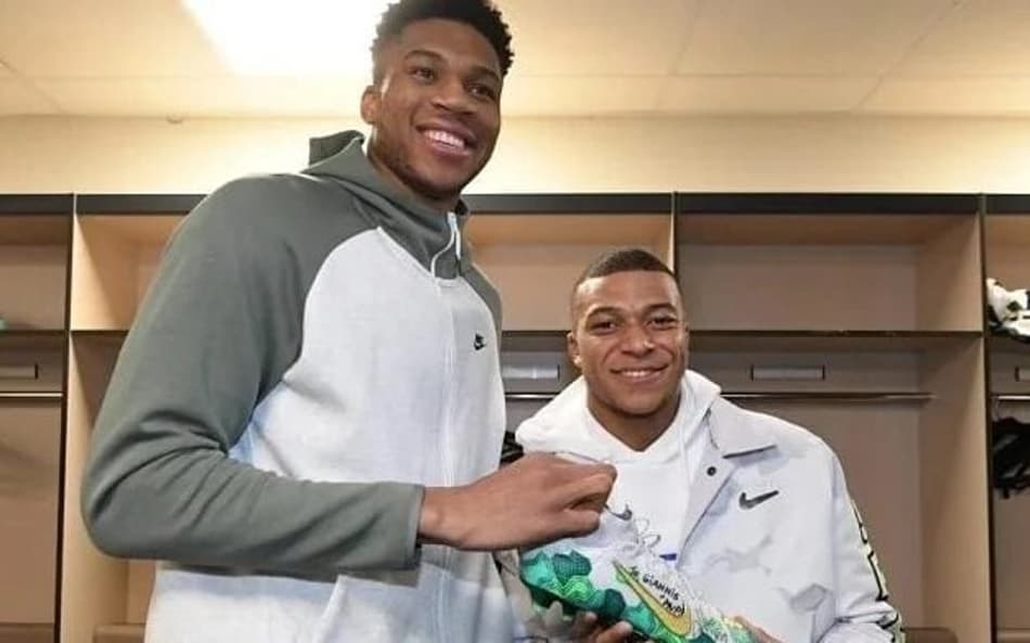 Após Mbappé receber proposta milionária, jogadores da NBA reagem a salário