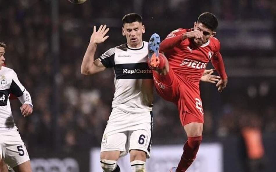 Argentino: Central Córdoba vence; Independiente empata